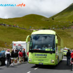 L'arrivée des bus des équipes