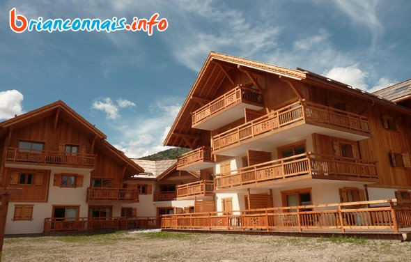 hameau du rocher blanc 2 serre chevalier chantemerle 1350