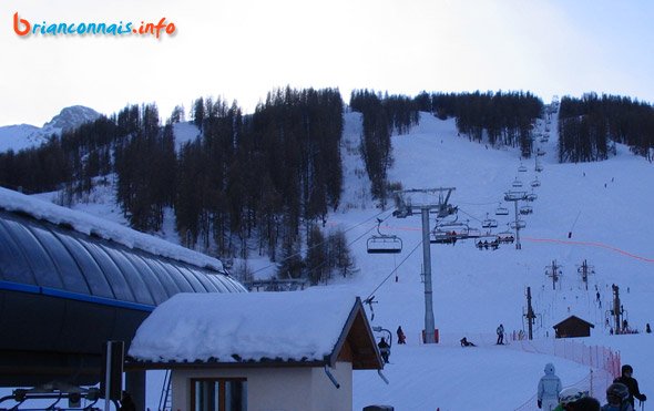 Début de la ligne du télésiège des Combes
