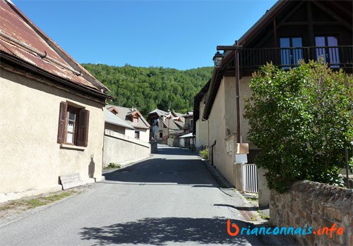 Passage raide dans Villard-Laté