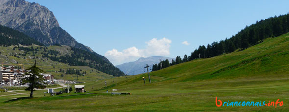 vue golf de montgenèvre